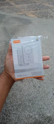 CARREGADOR PORTÁTIL 10.000 MAH GOLD PRO (CARREGAMENTO POR INDUÇÃO - MAGSAFE)