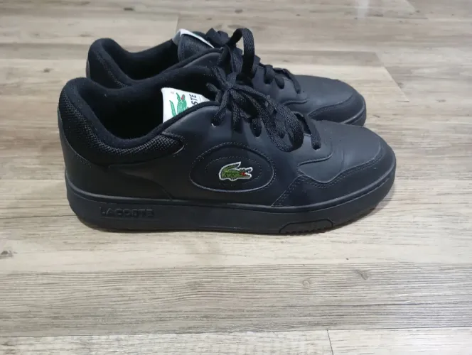 Tênis Lacoste original novo 40 Usei 2 x