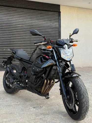 Yamaha XJ6 N 2011 + Escape Full