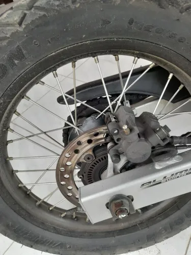 Vendida Xre 2023 adv emplacada até 2027