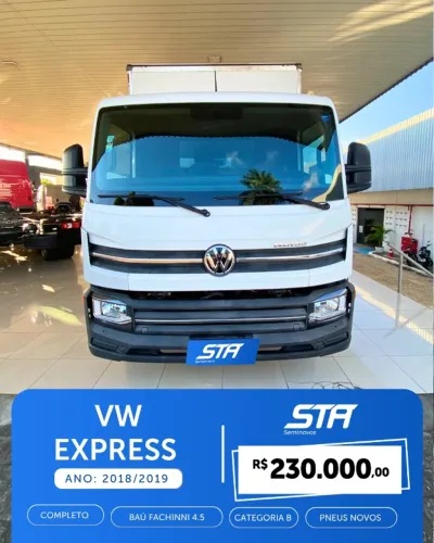 VW Express 2018/2019 | Baú Facchini 4,5 m | Categoria B | R$ 230.000