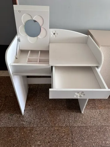 Penteadeira infantil