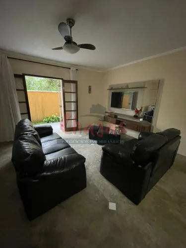 VENDE-SE | SOBRADO EM CONDOMÍNIO FECHADO | MASSAGUAÇU.