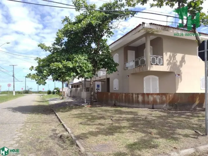 Sobrado para locação diária quadra mar em Shangrilá - Pontal do Paraná/PR