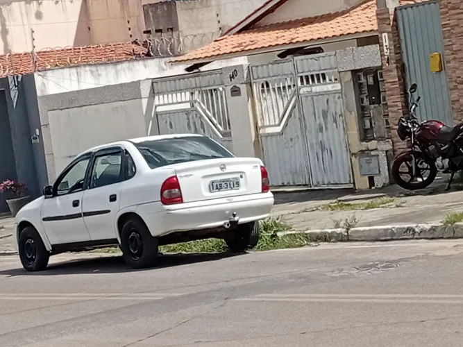Chevrolet Corsa SED Class.spirit 1.0/1.0 Flexpower (álcool) 2007