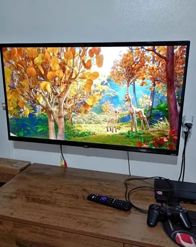 Vendo tv,32 polegadas sistema roku