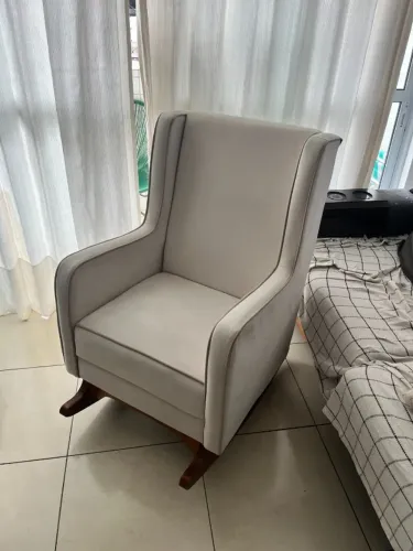 Cadeira de Amamentação de Balanço