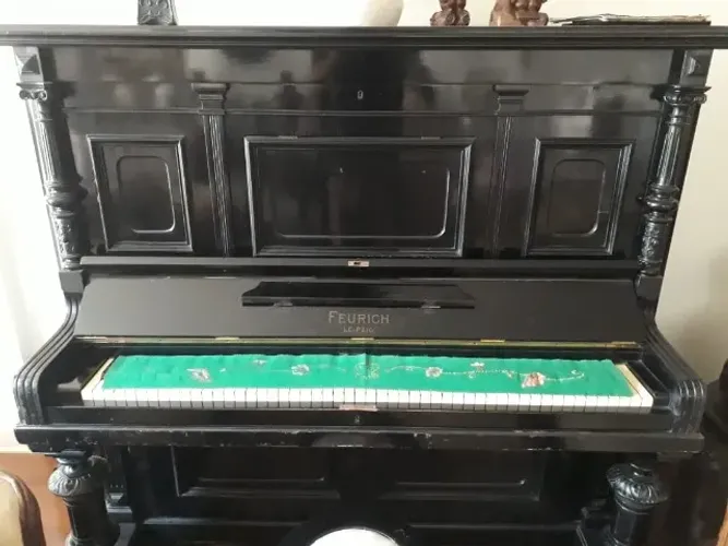 Piano armário Feurich Leipzig 1912