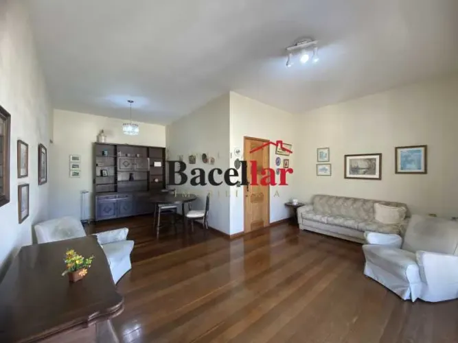 Apartamento : / Residencial / Andaraí
