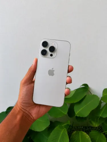 IPhone 14 PRO Silver SEM USO 256GB - 6 meses de garantia pela loja