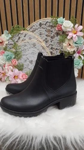 bota Chelsea Colcci tratorada 35/6