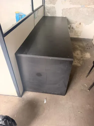 VENDO MESA GRANDE DE ESCRITÓRIO