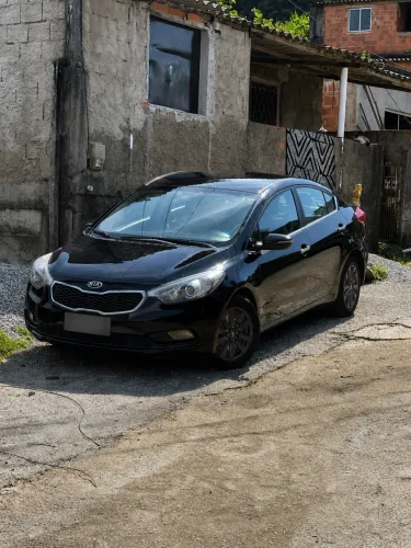 Kia Motors Cerato 1.6 16 V Flex Mec. 2014