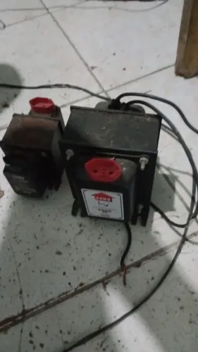 2 transformador por 300 reais funcionando perfeitamente 