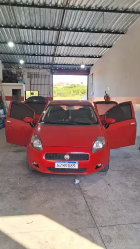 Fiat Punto Attractive Italia 1.4 F.flex 8V 5P 2012
