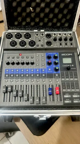 Mesa Zoom Livetrack L8