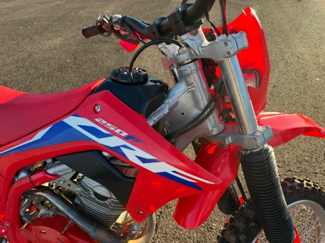 CRF 250f 2024 - Segundo Dono