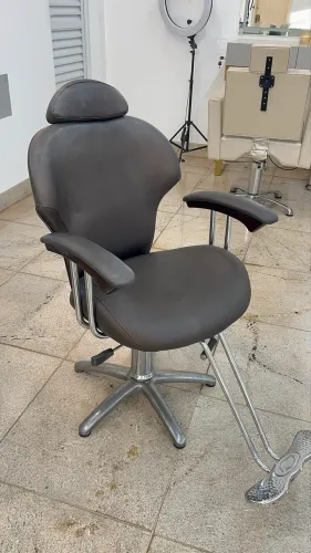 Cadeira para salão ou Barbearia reclinável