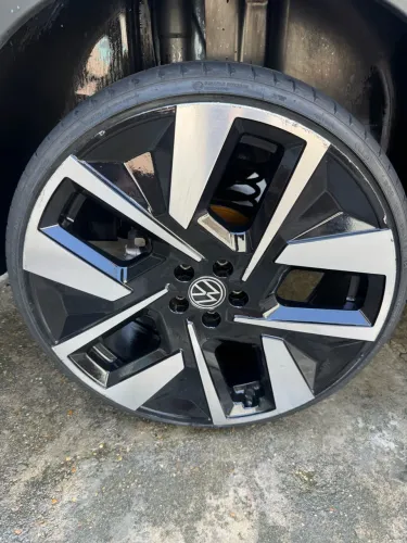 Aro 20 amarok x treme 5x100