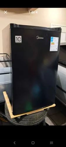 Frigobar novo midea 124 litros