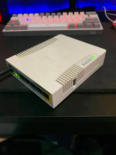 RB MIKROTIK