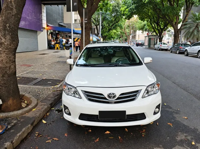 Toyota Corolla XEI 2.0 Flex 16V Aut. 2013