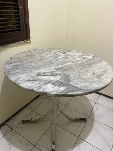 Mesa de Mármore 