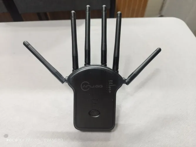 Repetidor e Amplificador de sinal Wi-Fi