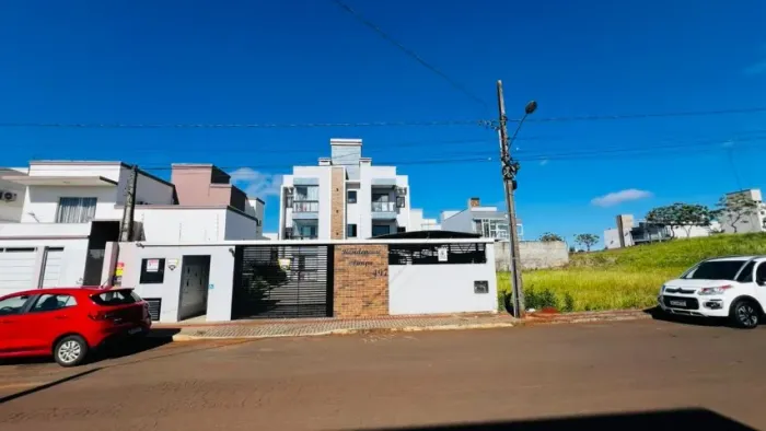 Vendo lindo apartamento no bairro Paraíso, com móveis, por R$ 470 mil