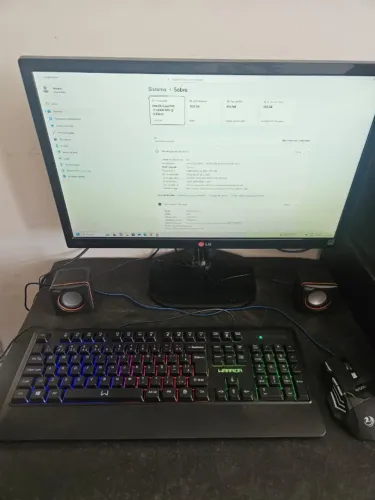 PC Gamer Core i7 4930K + 32GB Mem (MB ROG Asus Rampage Extreme IV - X79)