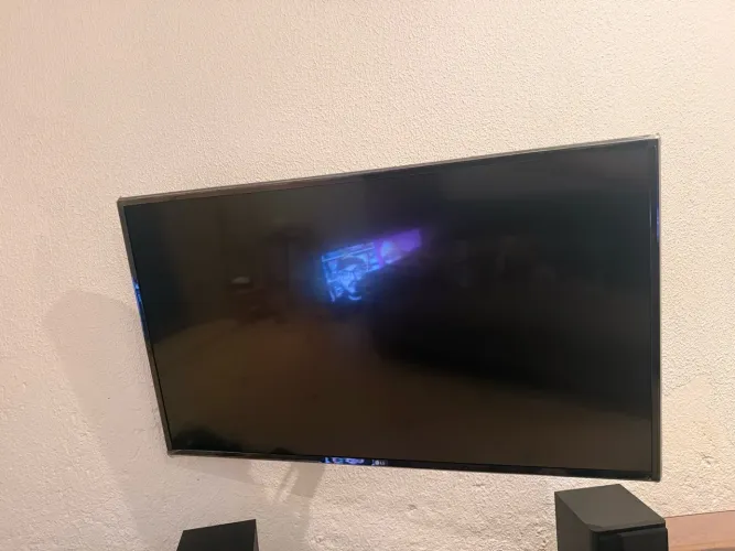 Smart tv LG 43? (para retirada de peças)