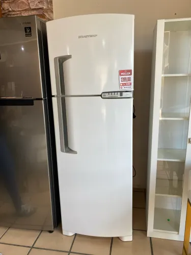Geladeira Brastemp (com garantia) 