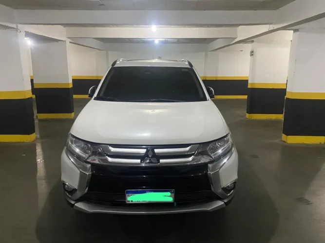 Mitsubishi Outlander 2.0 16V 160cv Aut. 2016