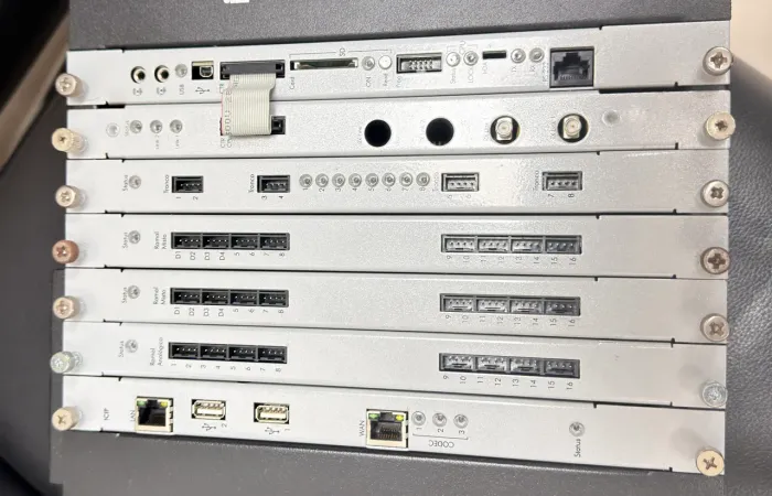 Vendo central telefônica Intelbras Impacta 94R