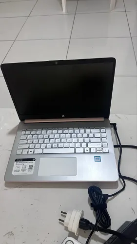 Notebook HP rosa