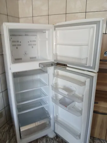 Geladeira frost free