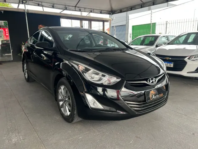 Hyundai Elantra GLS 2.0 16V Aut. 2014