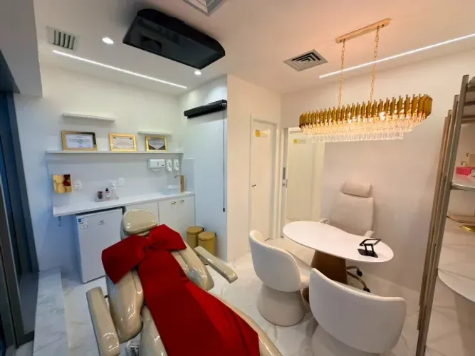 ALUGO ÓTIMA CLÍNICA ESTÉTICA COMPLETA E MONTADA