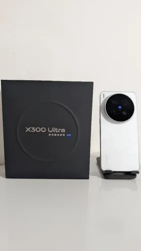 Vivo X300 ULTRA 16/512
