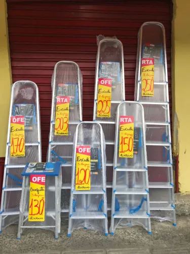 Escada alumínio em oferta