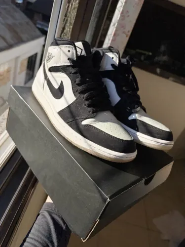 Air jordan 1 mid diamond
