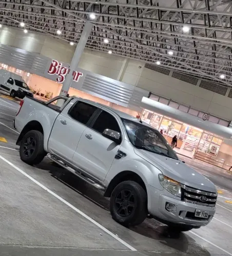 Ford Ranger XLT 2.5 16V 4X2 CD Flex 2013