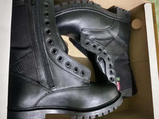 Coturnos de trabalhar marca Boot Wear 