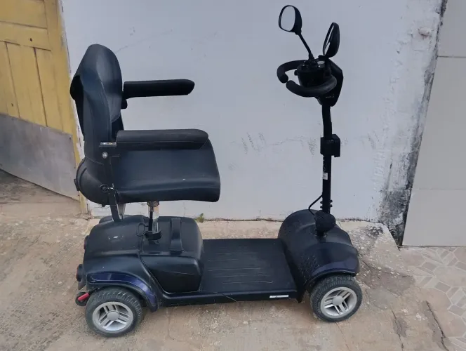 Scooter Elétrica de Mobilidade em ótimo Estado
