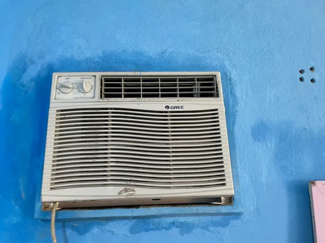 Vendo ar cond.bem novo Elgim de 10.500 btus N entrego