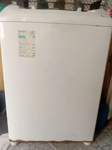 Máquina de lavar roupa Brastemp 10kl com defeito