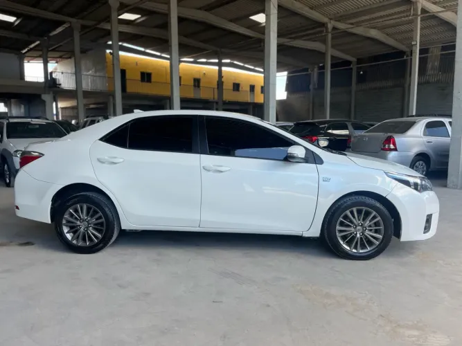 Toyota Corolla XEI 2.0 Flex 16V Aut. 2015