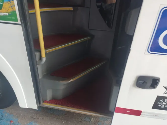 Ônibus VOLVO/COMIL  LD 
