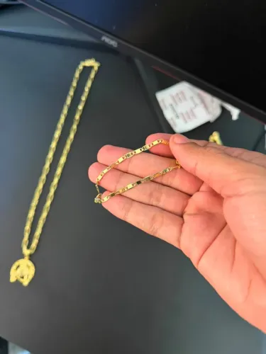 Pulseira banhada a ouro 18K