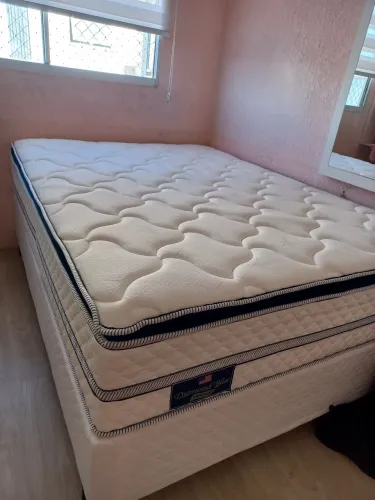 Colchao de casal e box